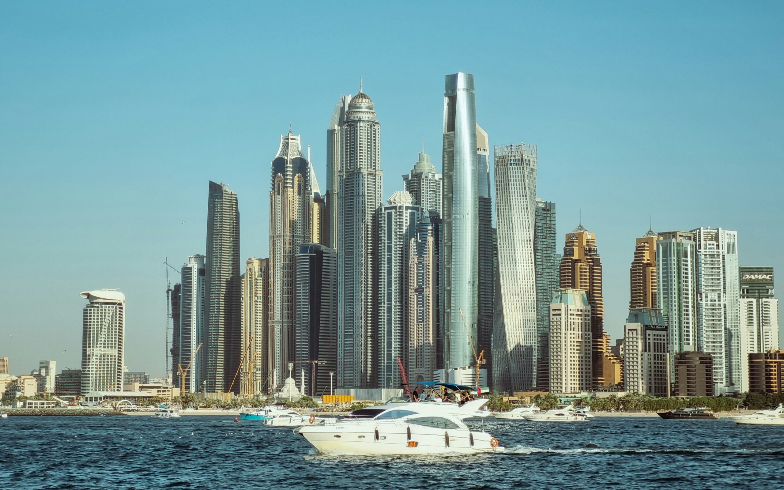 How to avoid extra fees when buying property in Dubai