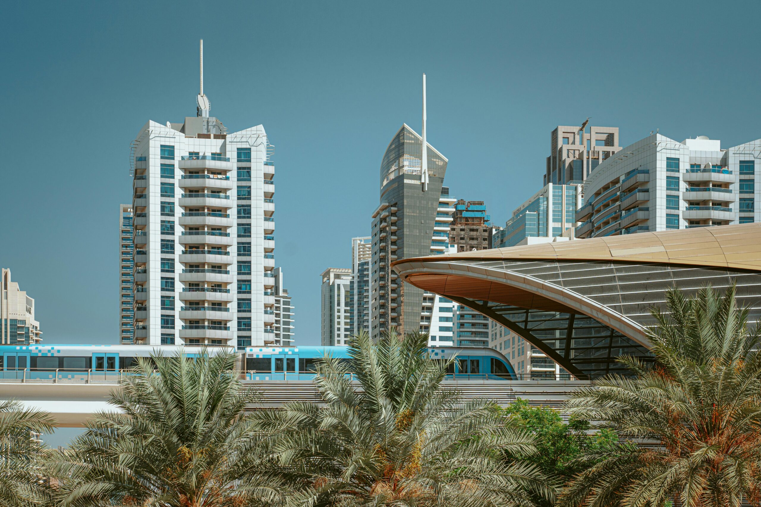International investors reviewing Dubai’s real estate laws and regulations for secure property transactions