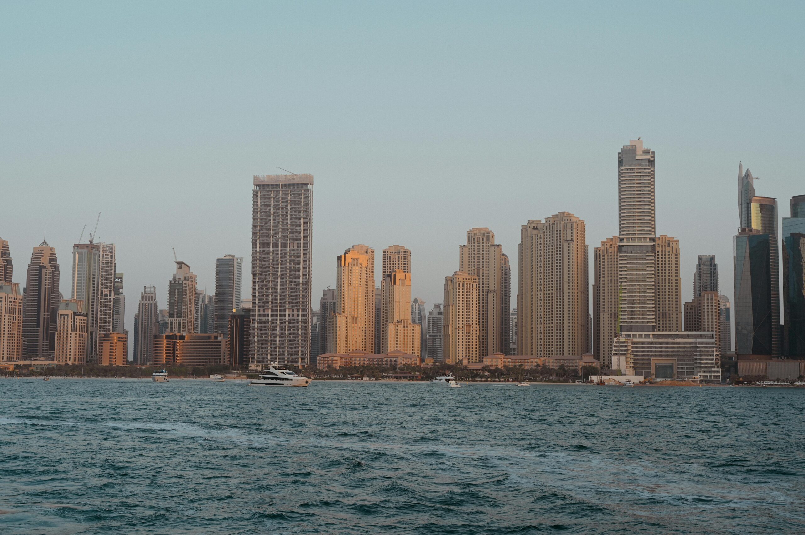Top 5 Dubai neighborhoods with the highest investment potential in 2025