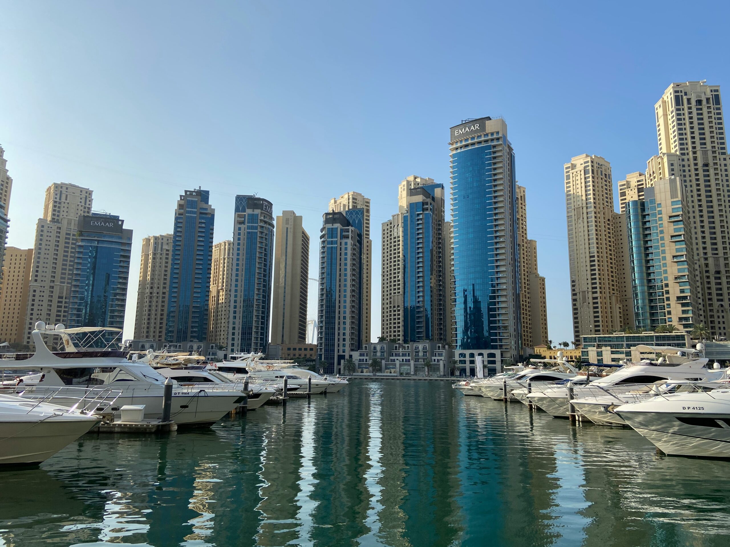 property sale strategies with a client in a modern Dubai apartment
